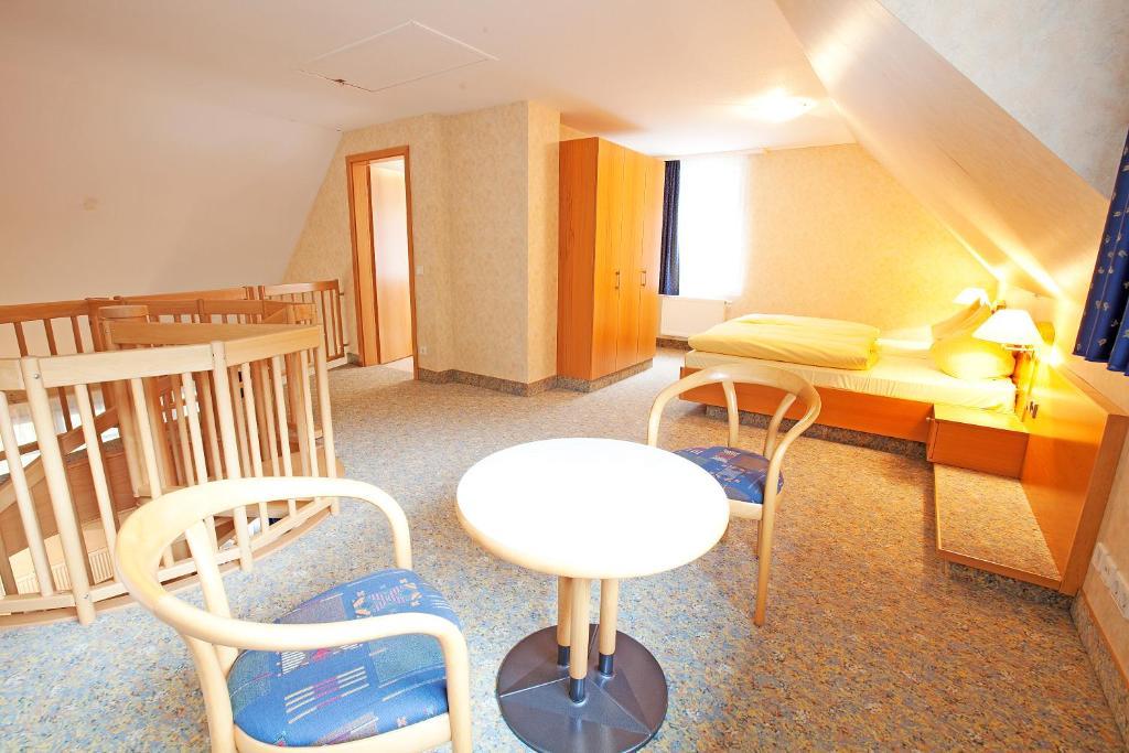 Landhotel Gasthof Wittstaig Gundelfingen  Номер фото