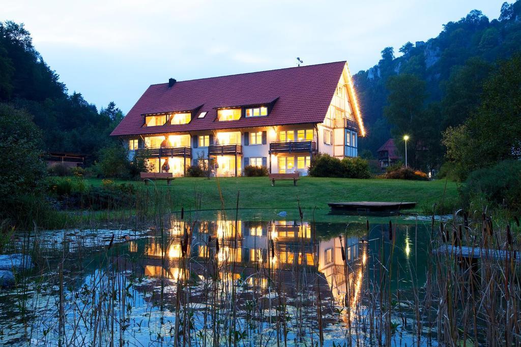 Landhotel Gasthof Wittstaig Gundelfingen  Номер фото