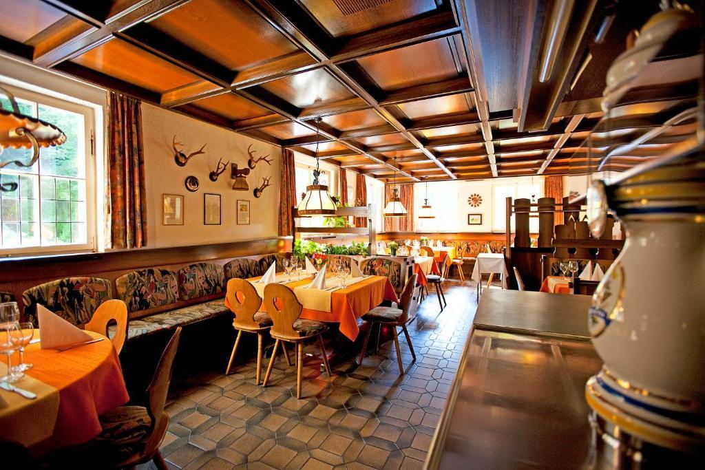 Landhotel Gasthof Wittstaig Gundelfingen  Экстерьер фото